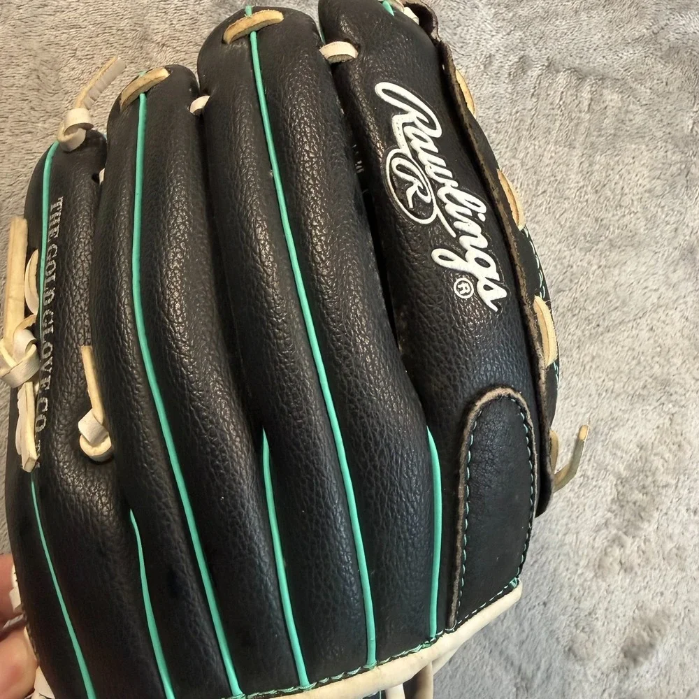 Rawlings R9 Fastpitch Softball Glove 11.5